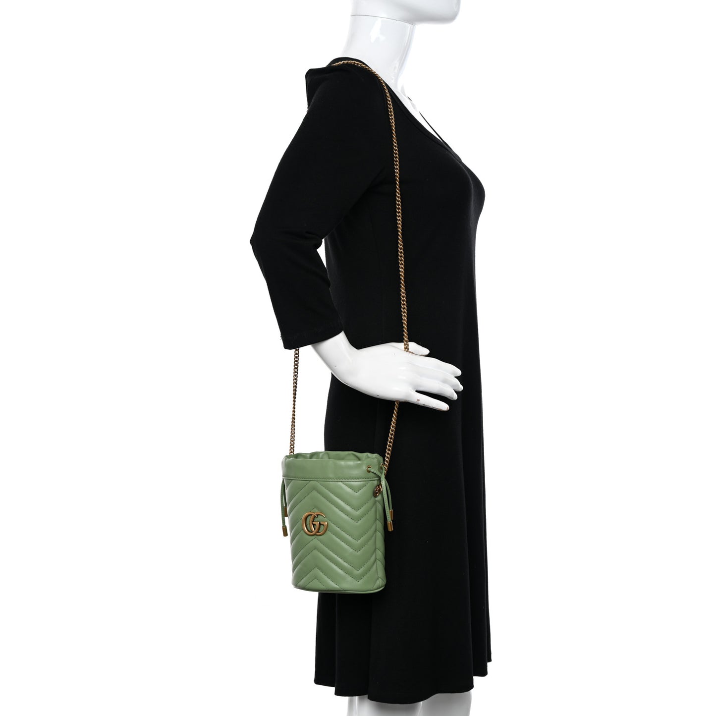 Calfskin Matelasse Chevron Mini GG Marmont 2.0 Bucket Bag Salamander Green