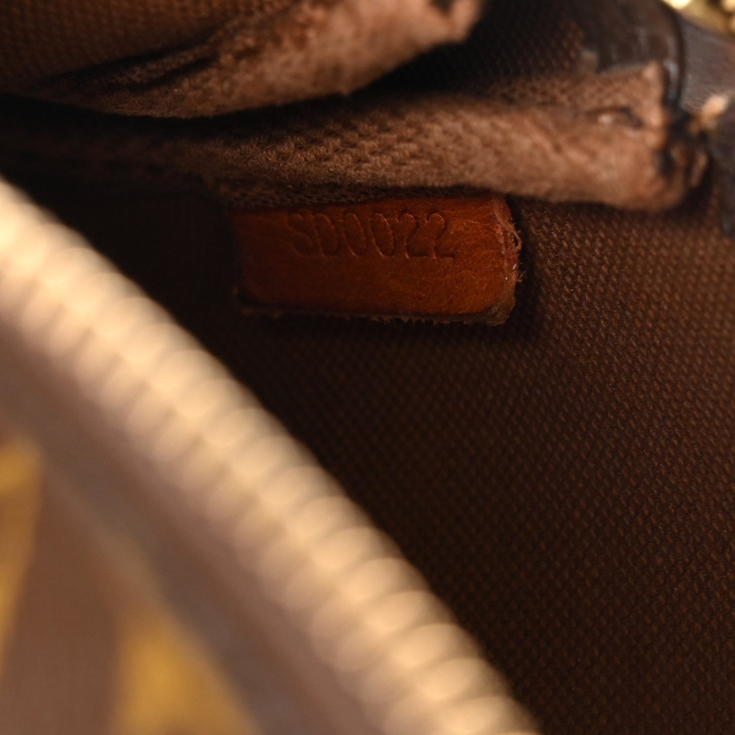 Louis Vuitton Monogram Pochette Accessories 7 of 15