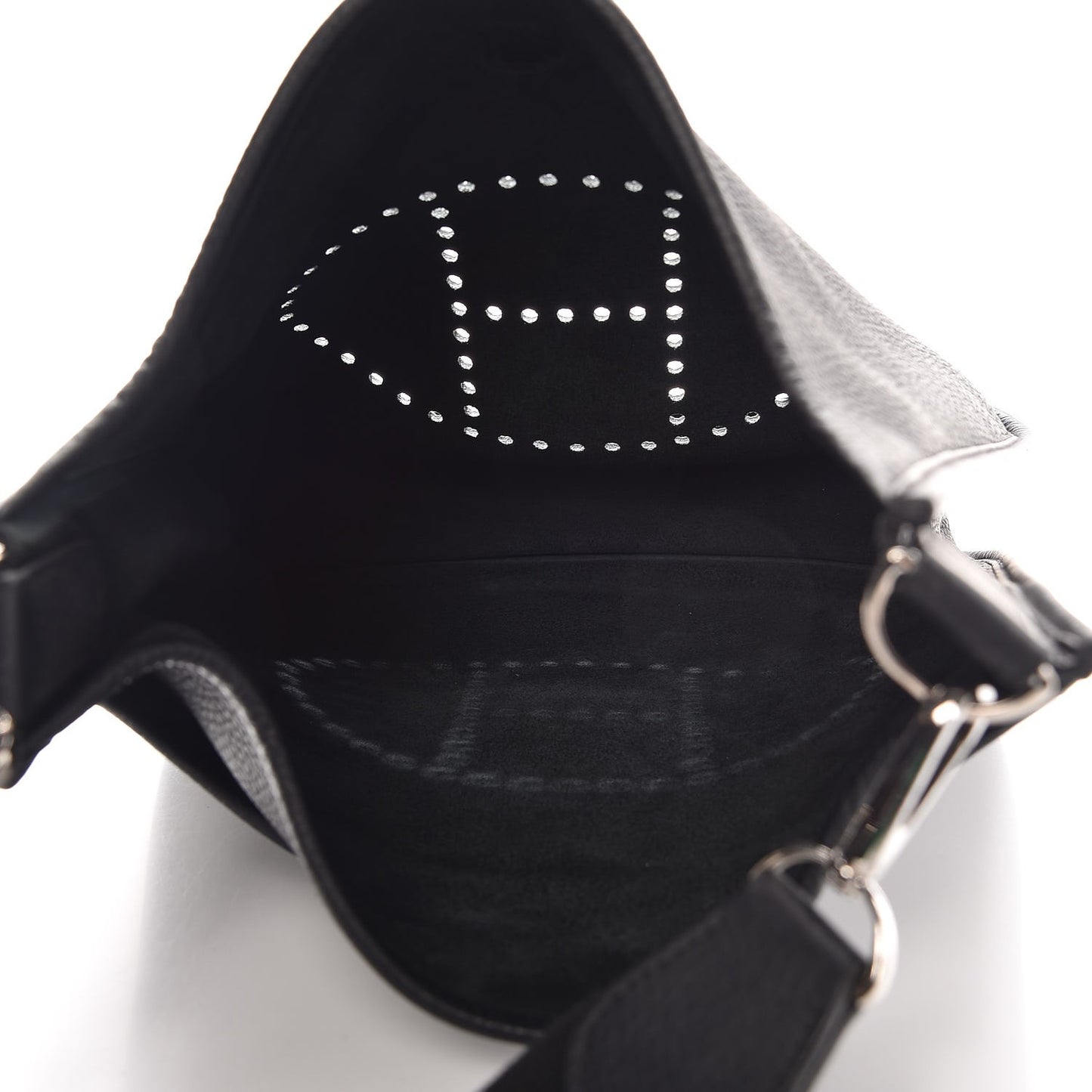 Taurillon Clemence Evelyne III PM Black
