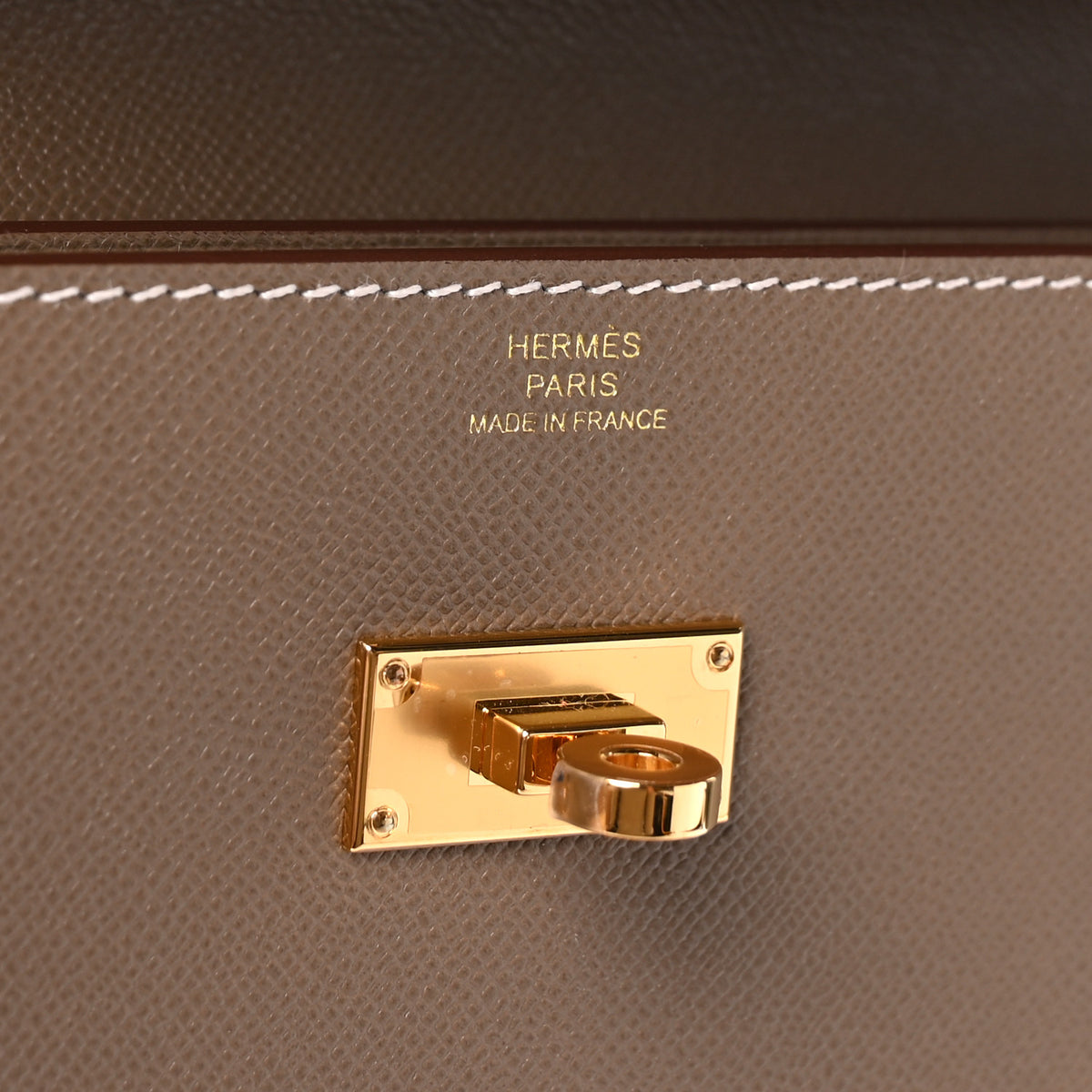 Madame Calfskin Kelly Pocket Long Wallet Etoupe