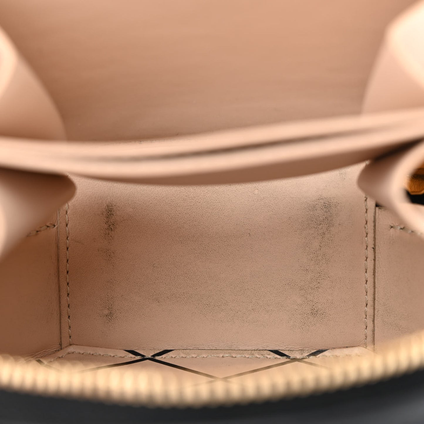 Reverse Monogram Mini Boite Chapeau
