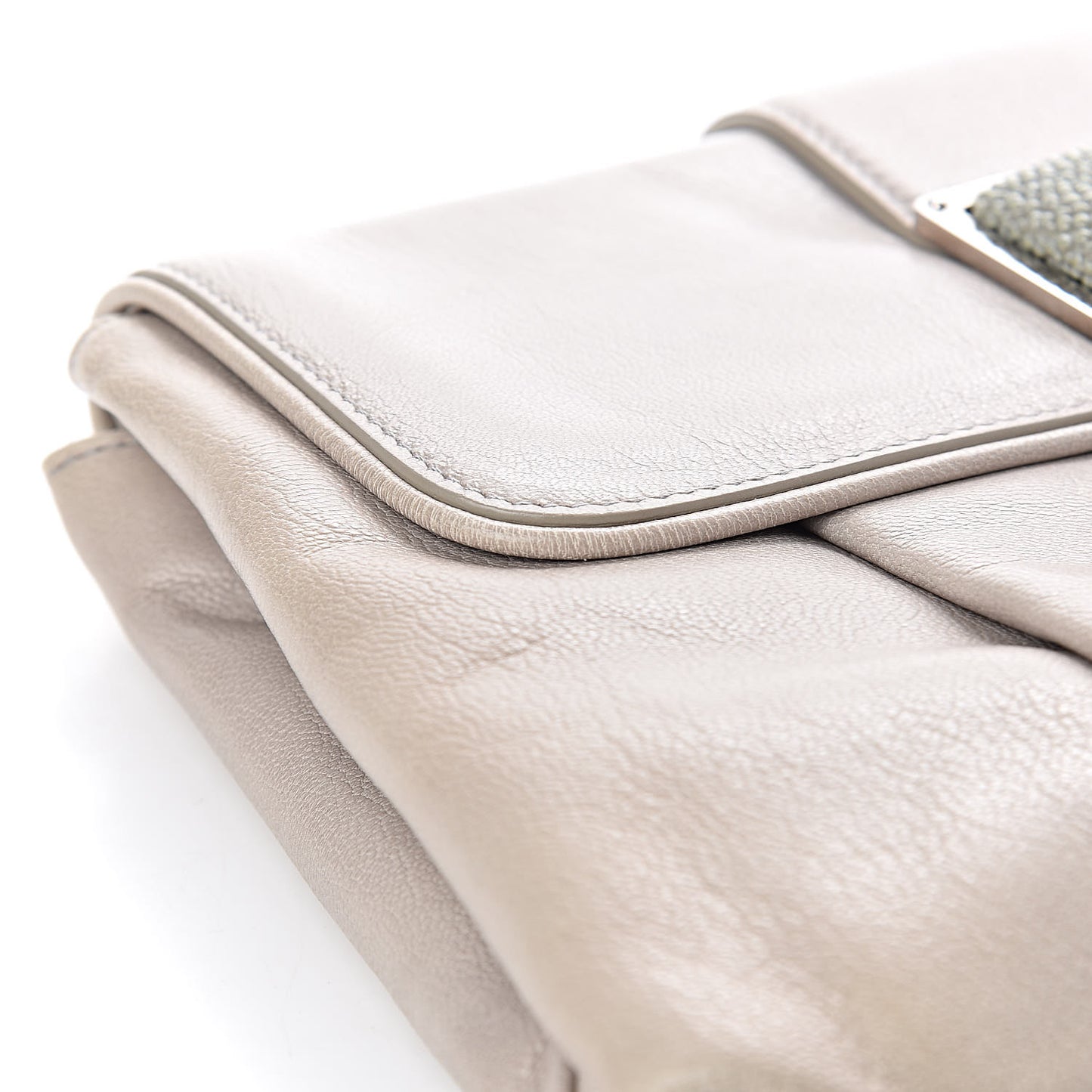 Chevre Stingray Clutch Grey