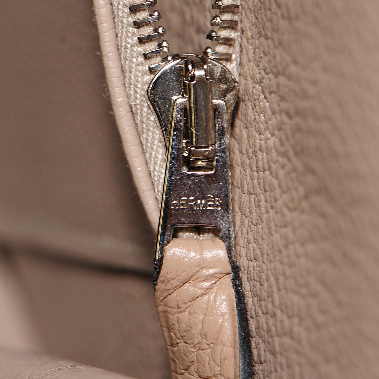 Hermes Taurillon Clemence Jypsiere 28 Gris Tourterelle 15 of 20