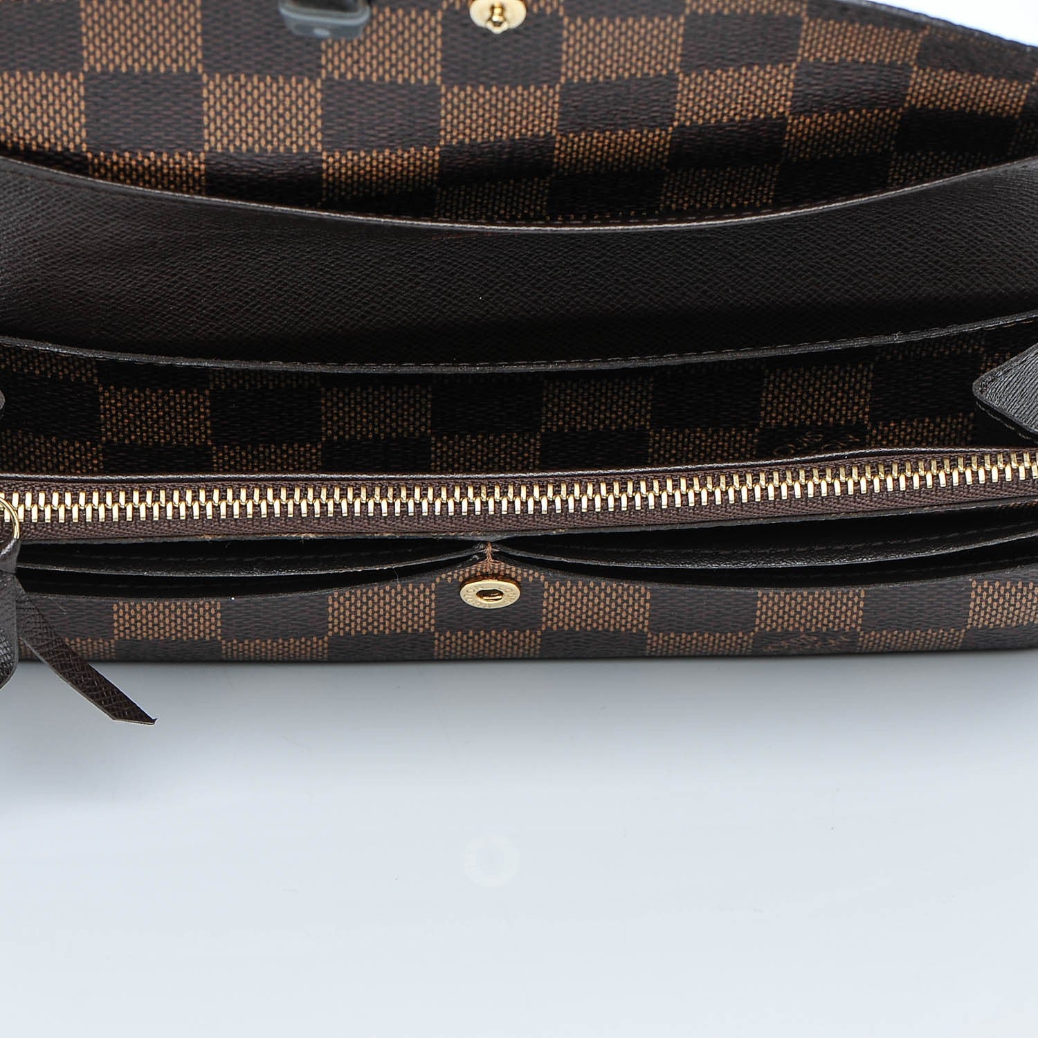 Louis Vuitton Damier Ebene Emilie Wallet 4 of 5
