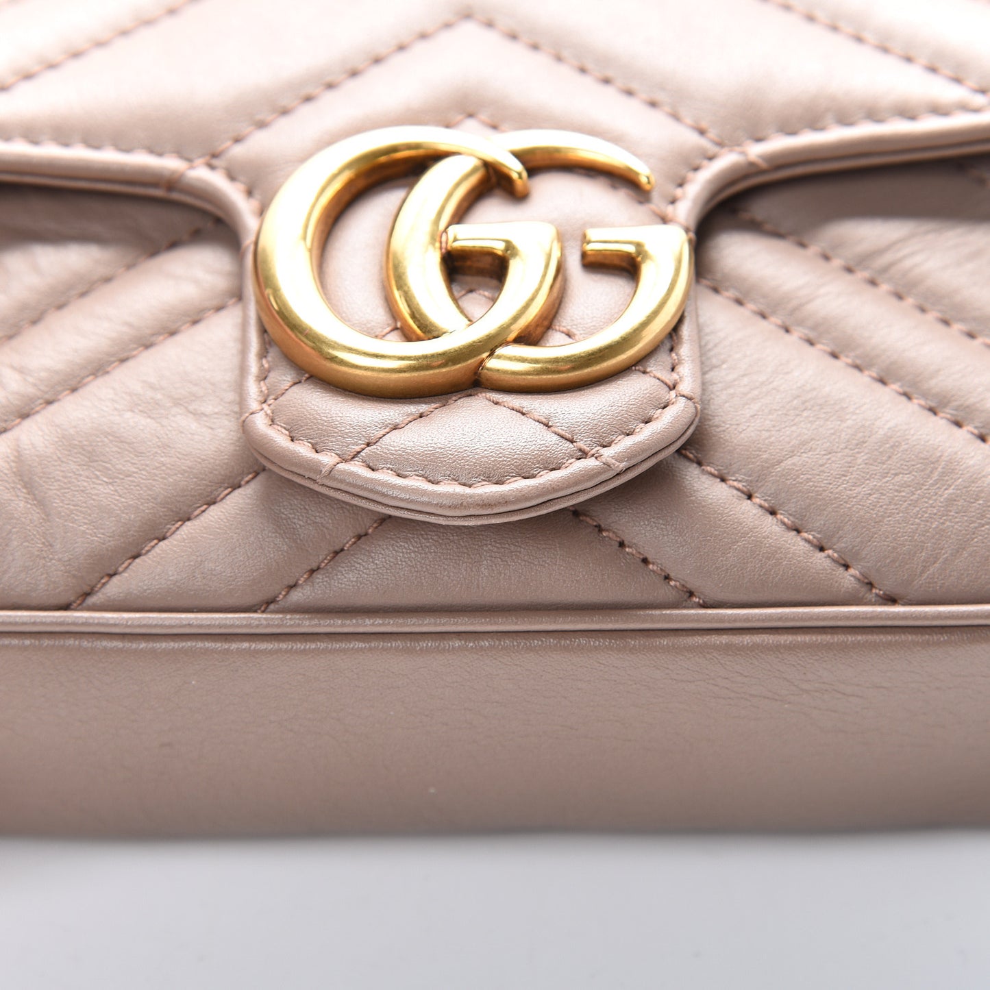 Calfskin Matelasse Super Mini GG Marmont Shoulder Bag Porcelain Rose