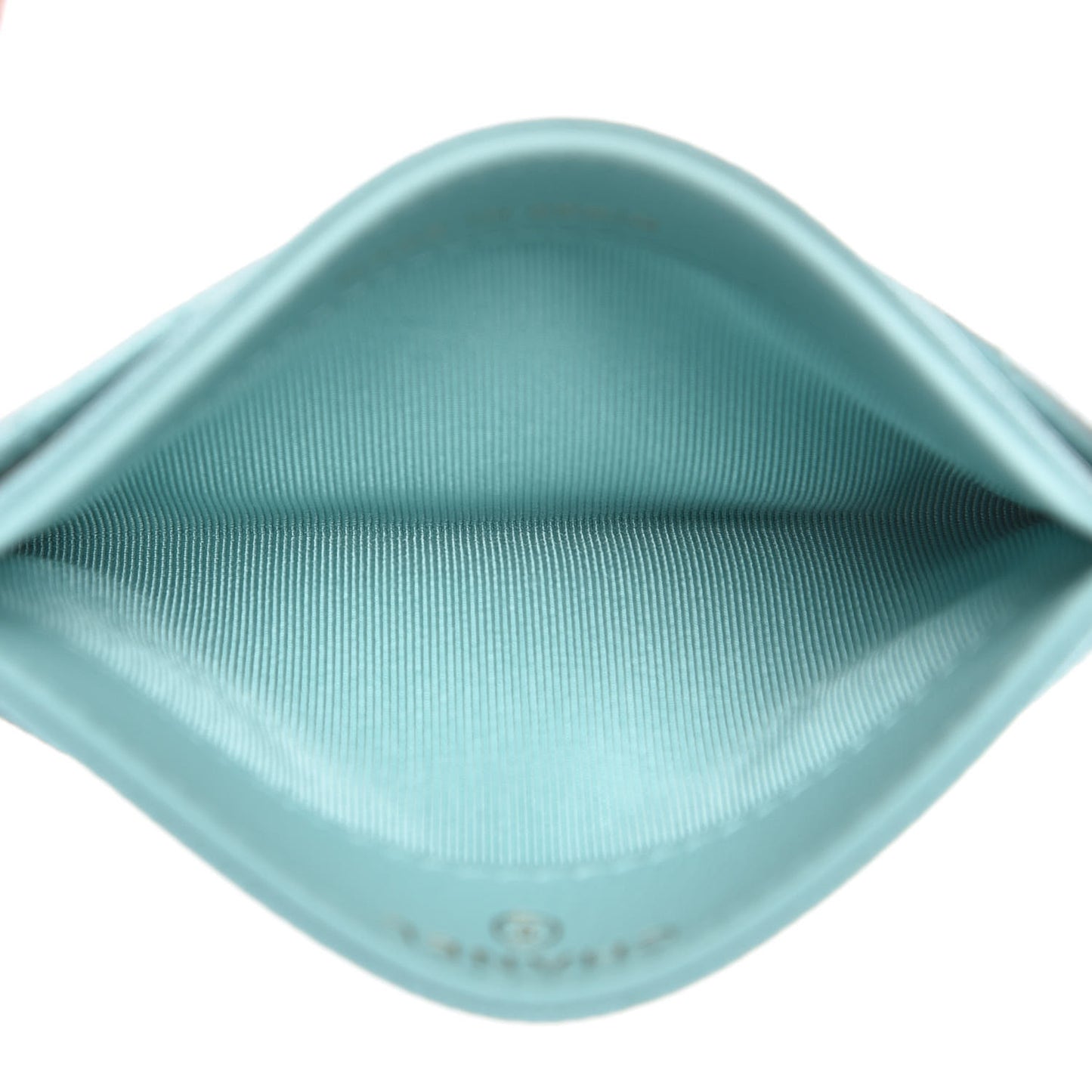 Caviar Quilted Card Holder Light Blue