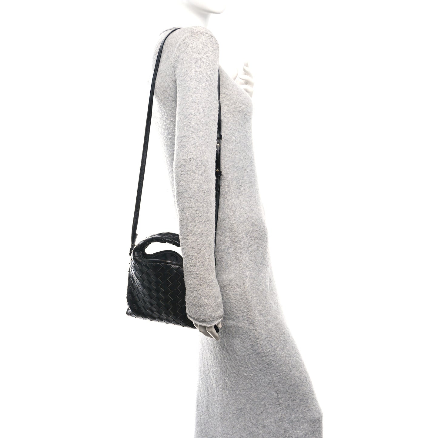 Calfskin Intrecciato Mini Hop Black