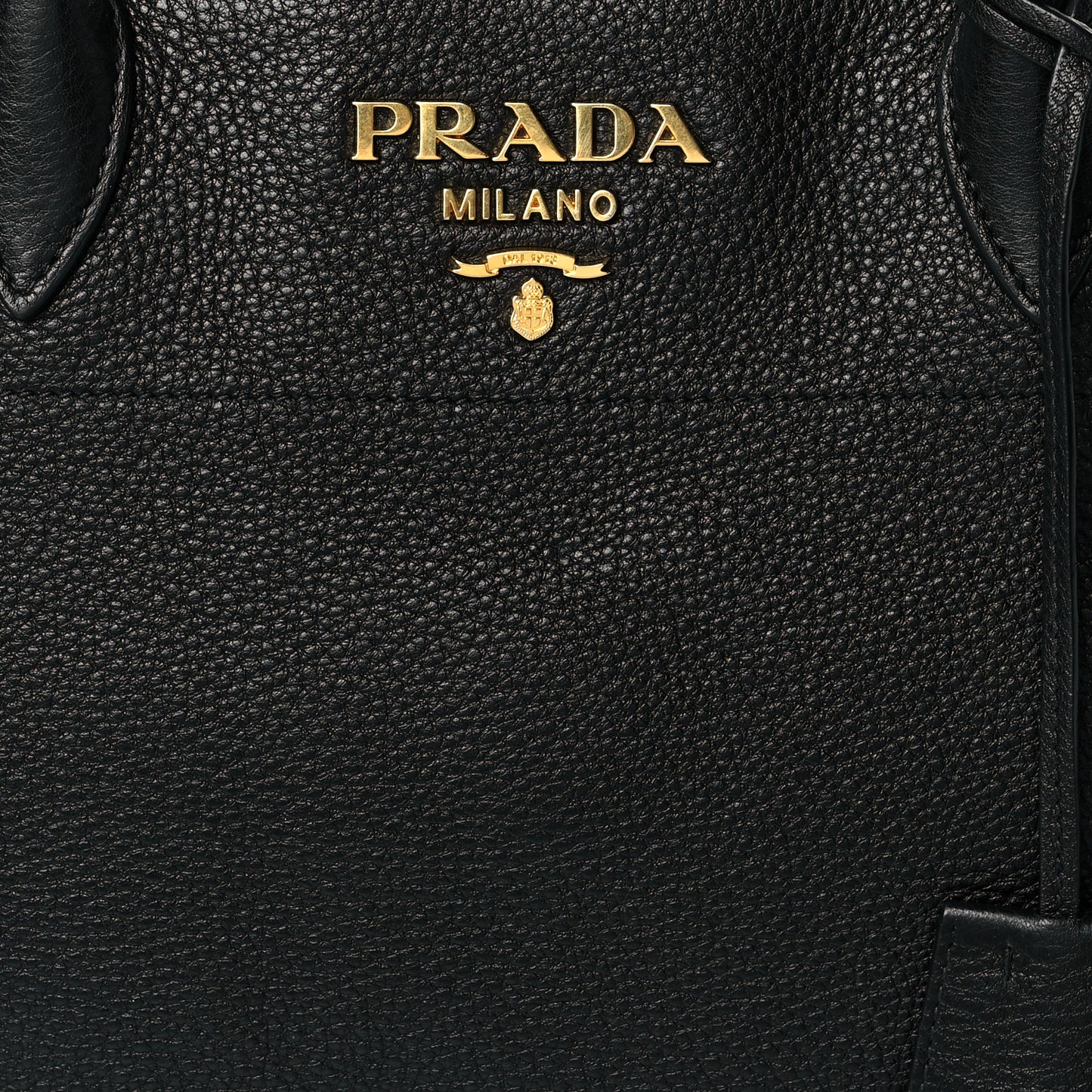 Vitello Daino Tote Black