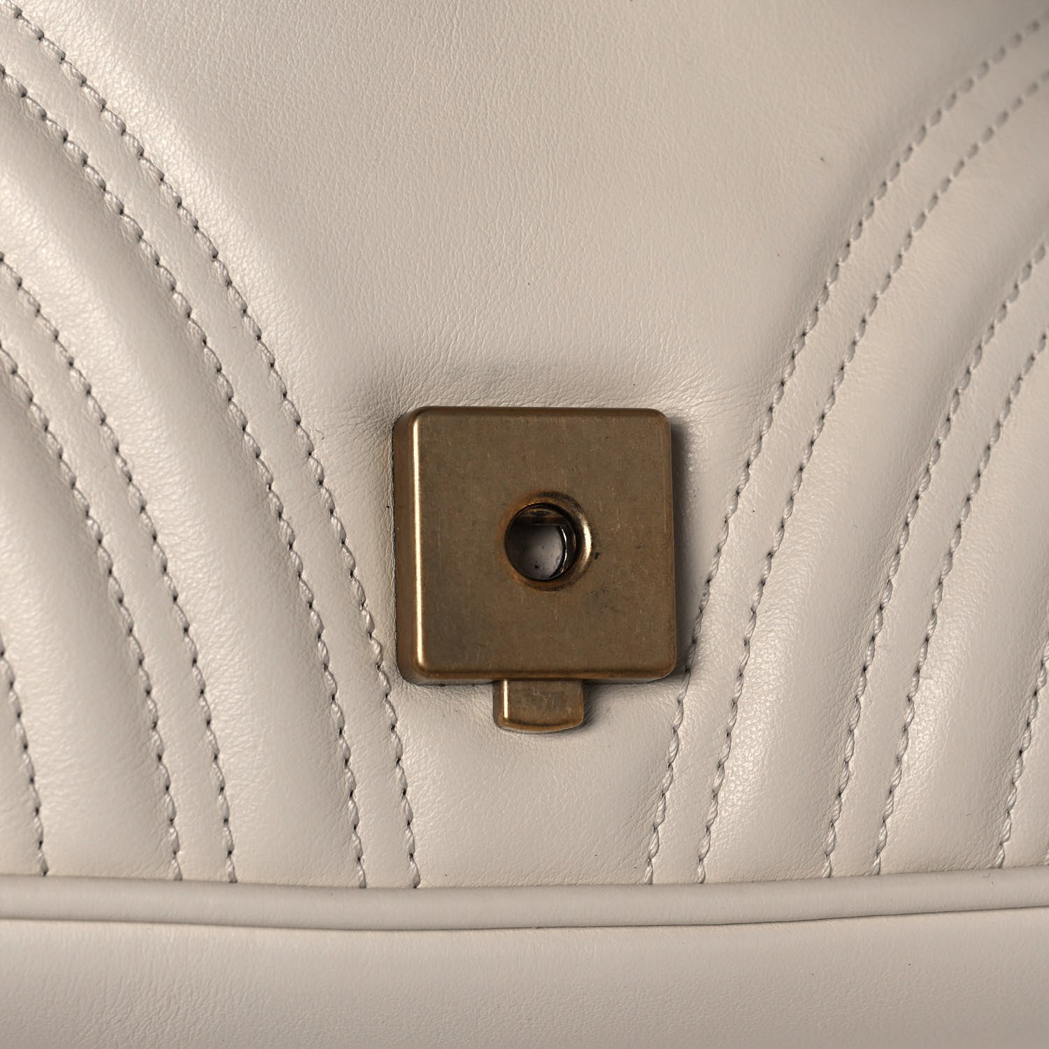 Gucci Calfskin Matelasse Small GG Marmont Shoulder Bag White 13 of 14