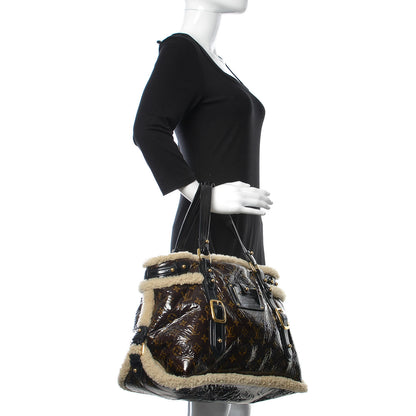 Louis Vuitton Patent Monogram Shearling Sac Thunder 2 of 10