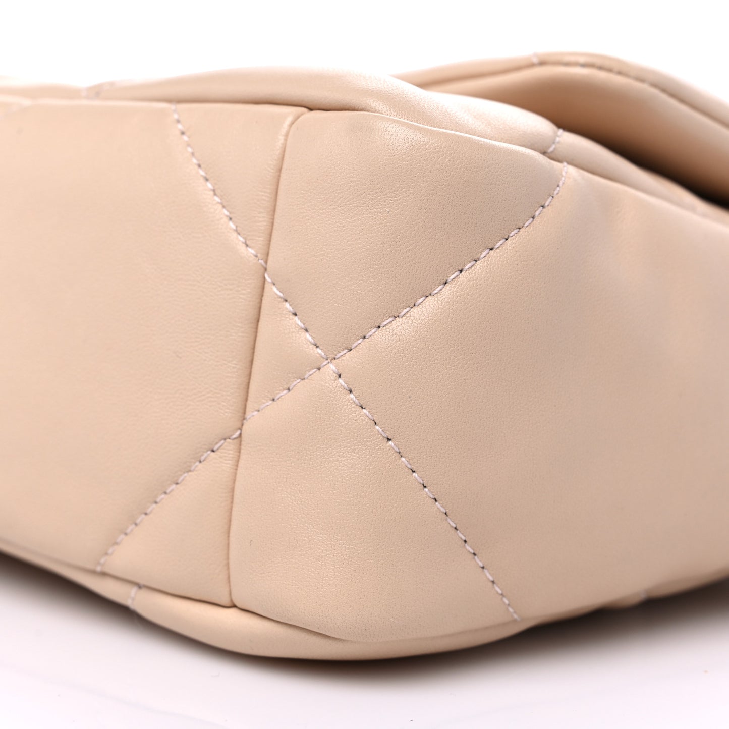 Lambskin Quilted Medium Chanel 19 Flap Light Beige
