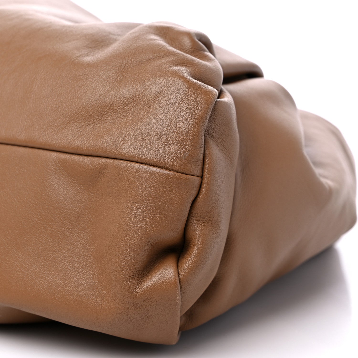 Bottega Veneta Smooth Butter Calfskin Medium The Shoulder Pouch Cammello 8 of 8