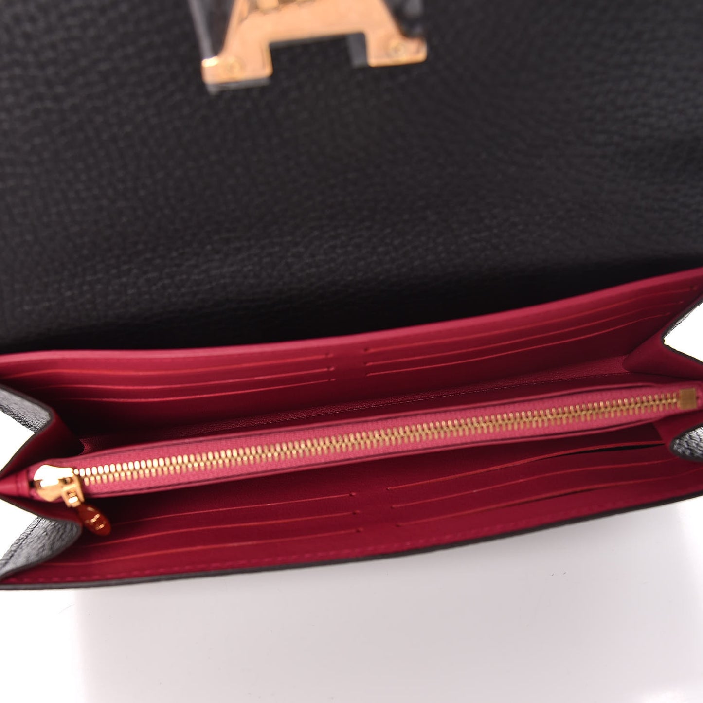 Taurillon Capucines Wallet Black