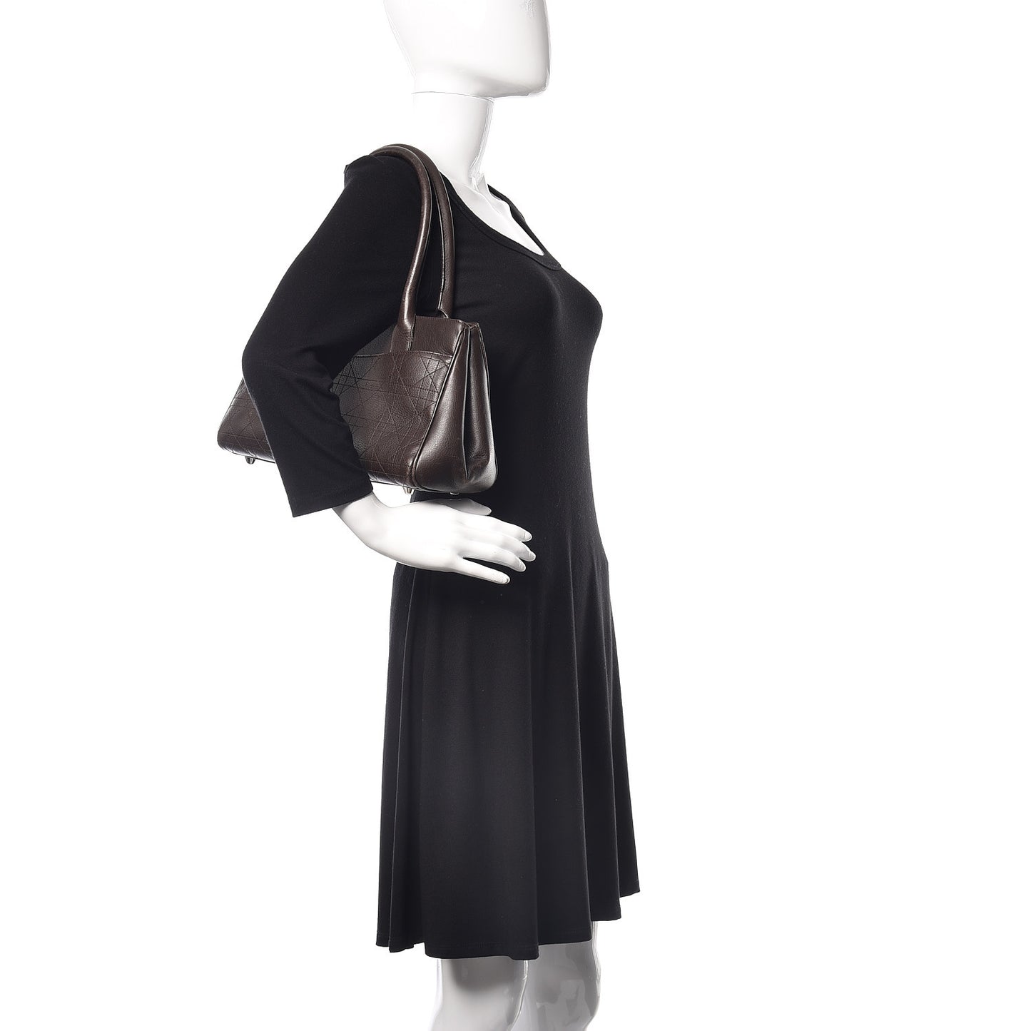 Calfskin Cannage Shoulder Bag Dark Brown