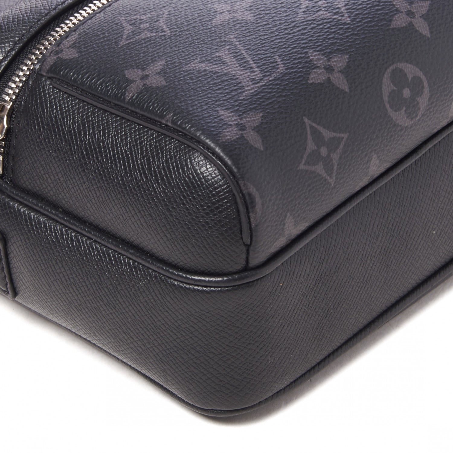 Louis Vuitton Taiga Monogram Eclipse Outdoor Messenger Black 6 of 8