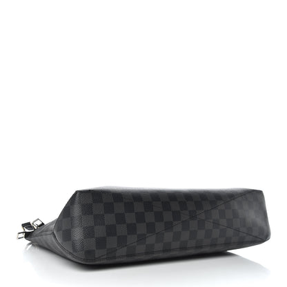 Louis Vuitton Damier Graphite Hunter Messenger 4 of 9