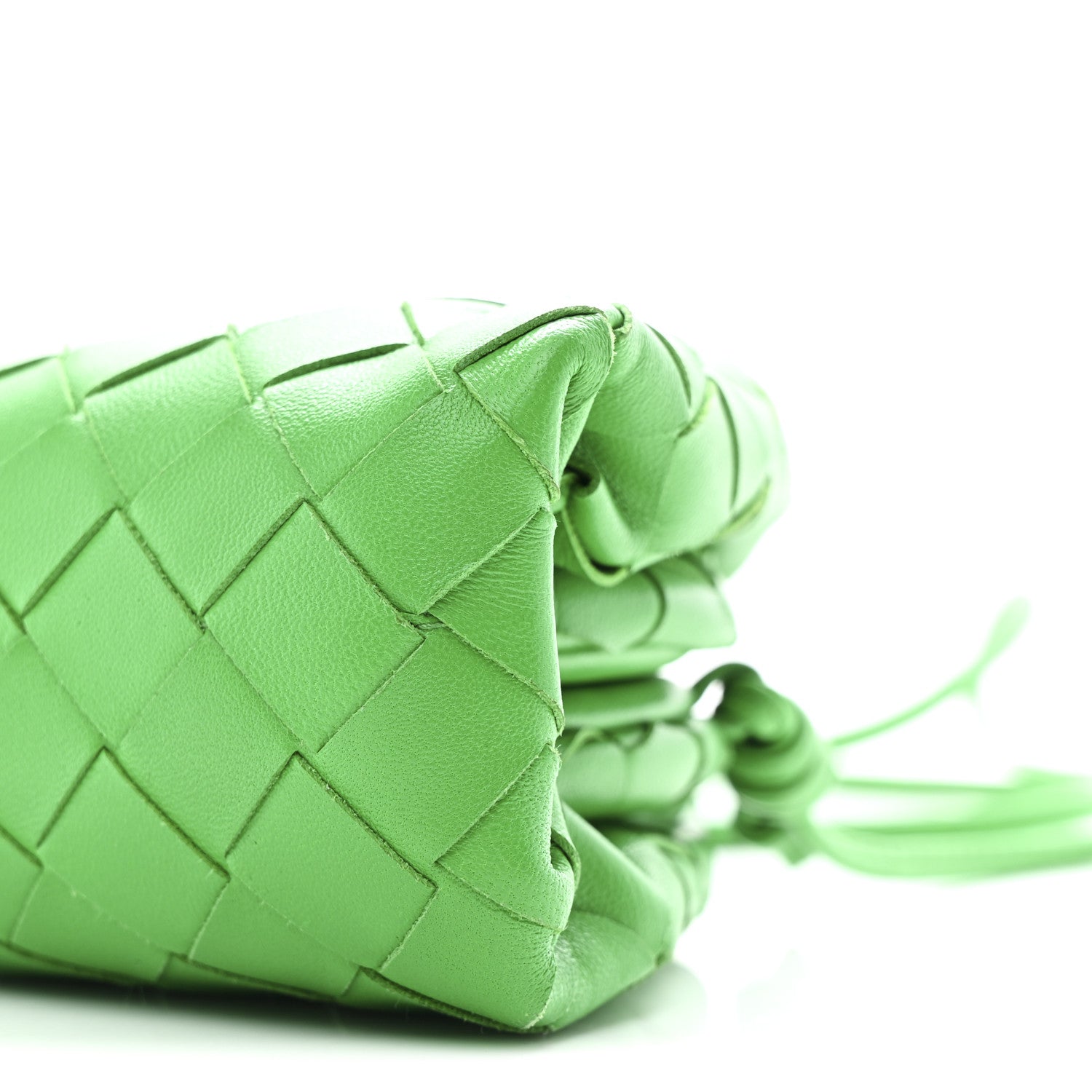 t*w様 BOTTEGA VENETA エコバッググリーン Bottega Veneta Nappa Intrecciato The Mini Pouch Clutch Parakeet