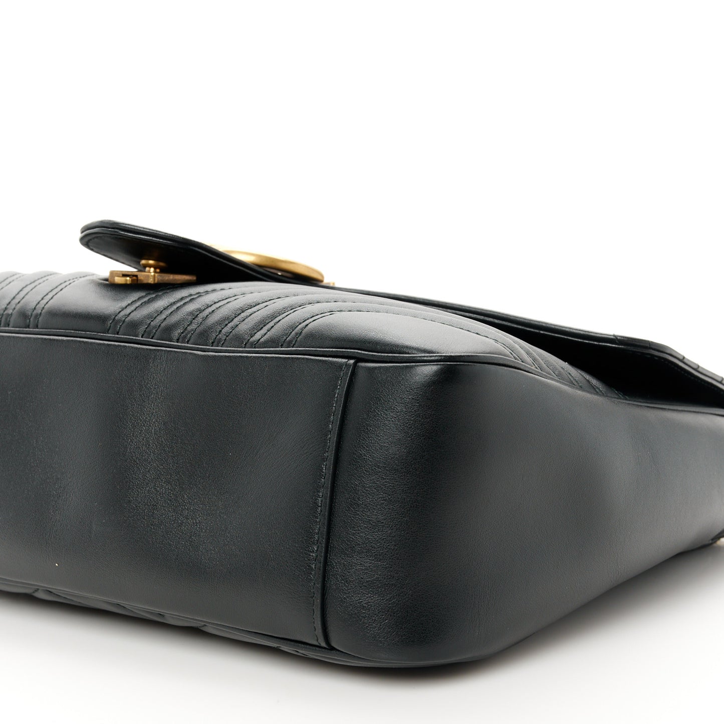 Calfskin Matelasse Large GG Marmont Shoulder Bag Black