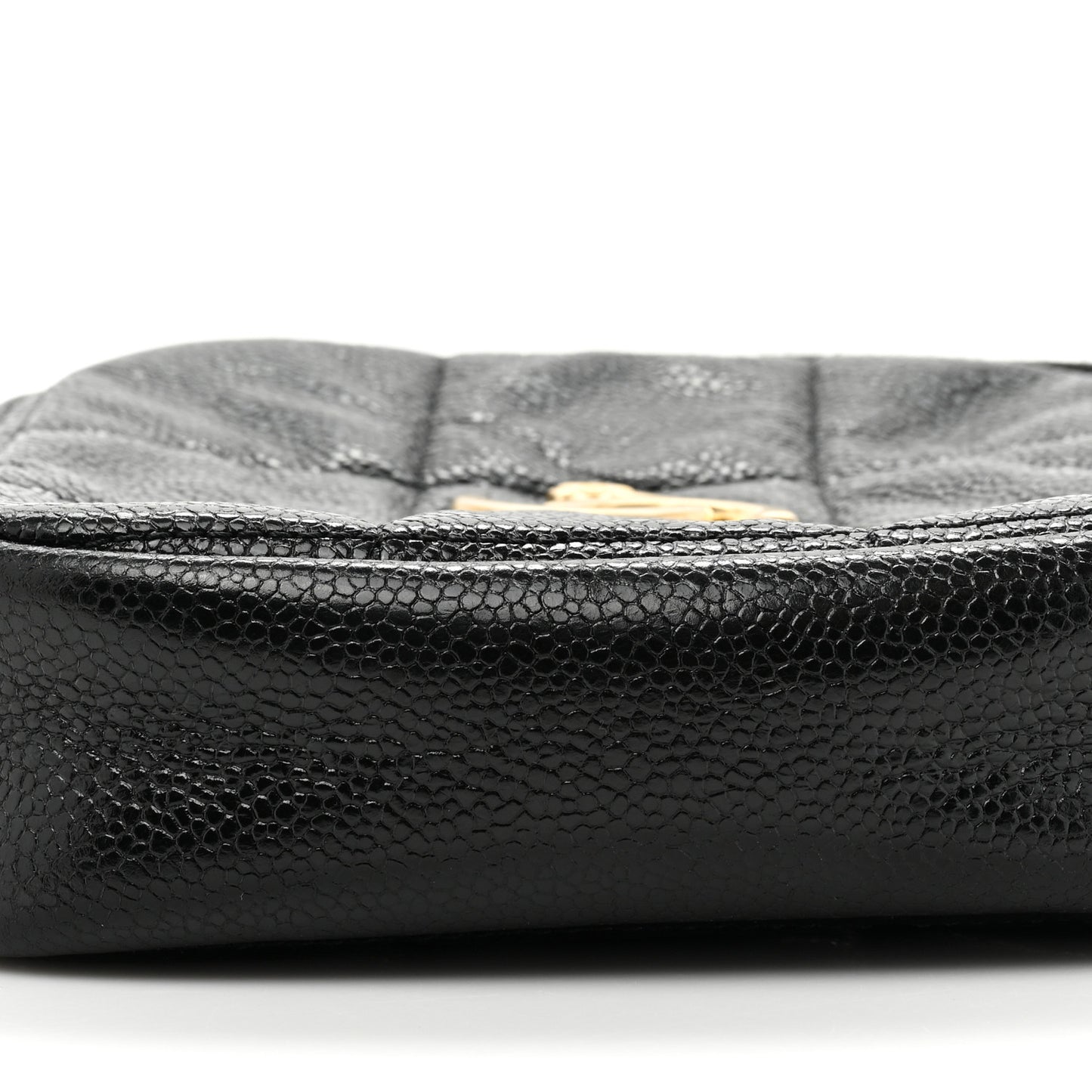 Caviar Quilted Diamond Clutch With Chain Black