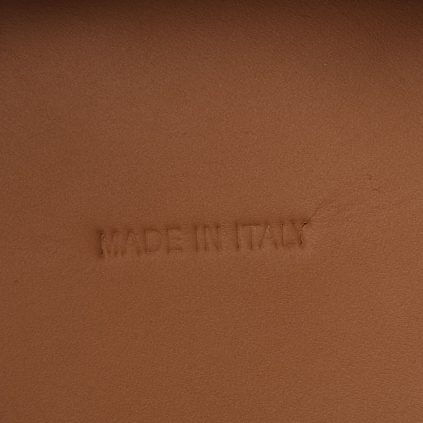 Reverse Monogram Pochette Metis