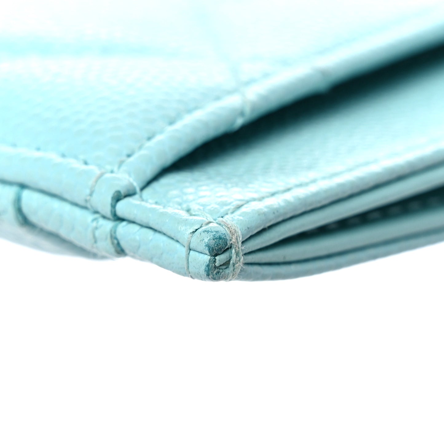 Caviar Quilted Card Holder Light Blue