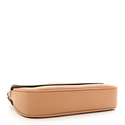 Gucci Pebbled Calfskin Medium Soho Flap Crossbody Camelia 4 of 10