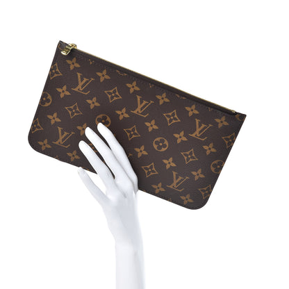 Louis Vuitton Monogram Neverfull MM GM Pochette 2 of 9