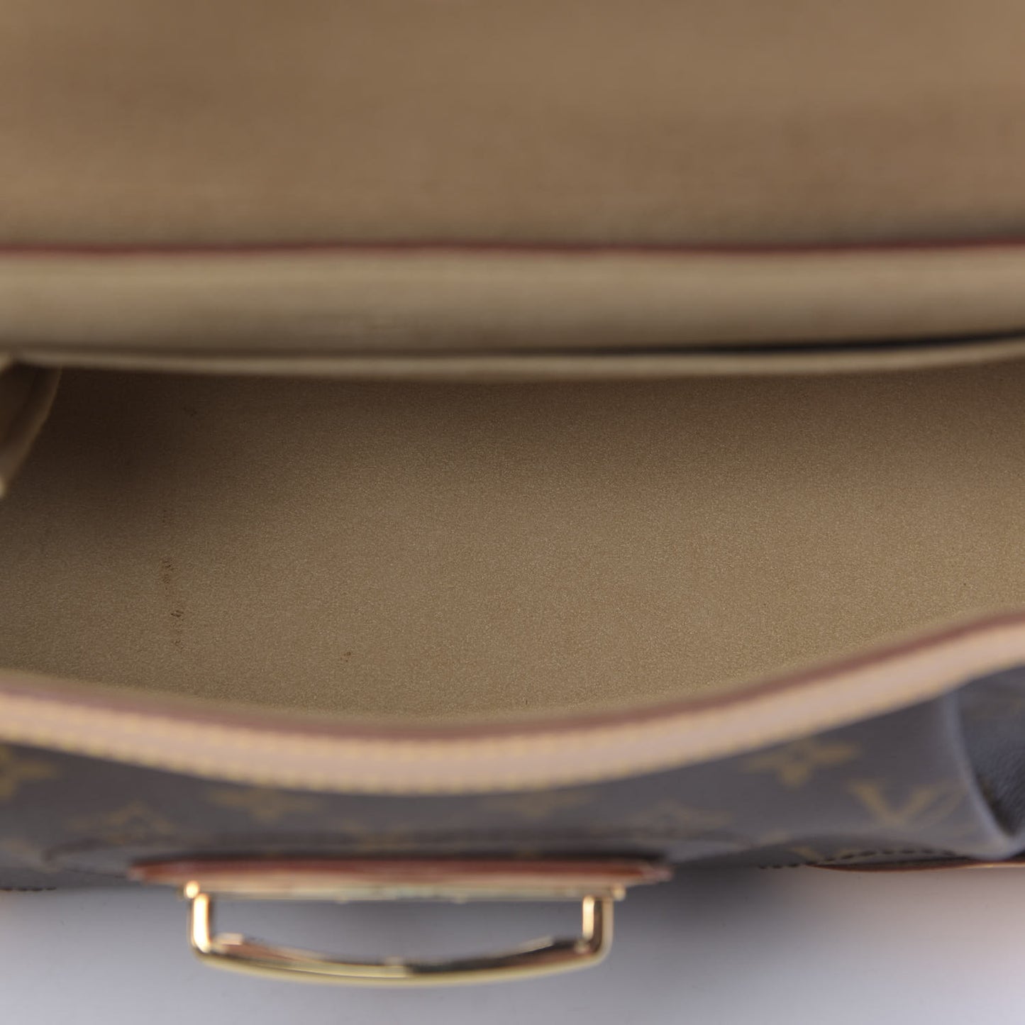 Monogram Beverly MM