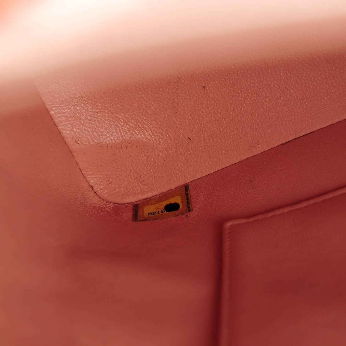 Caviar Quilted Medallion Tote Light Pink