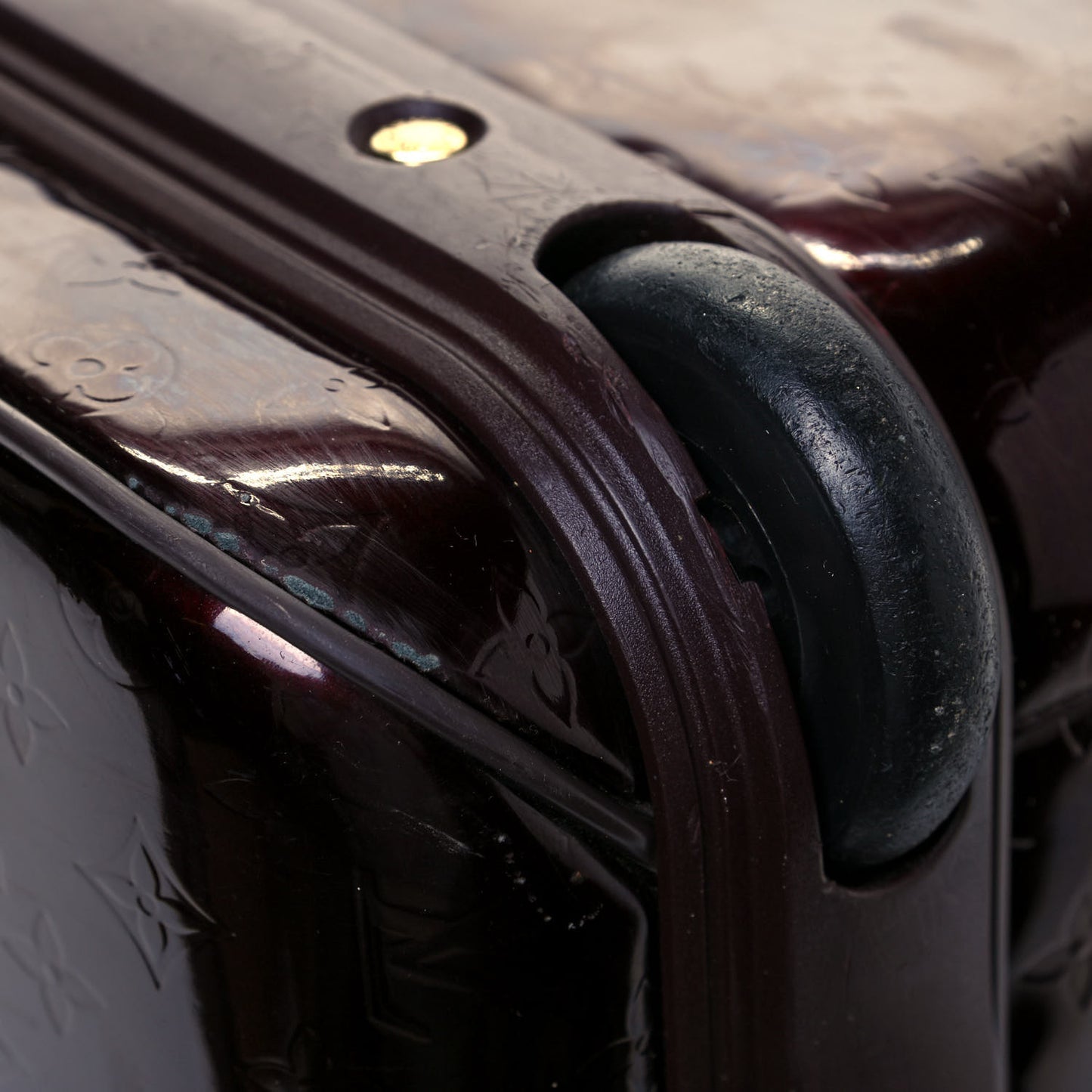 Vernis Pegase 45 Rolling Luggage Amarante