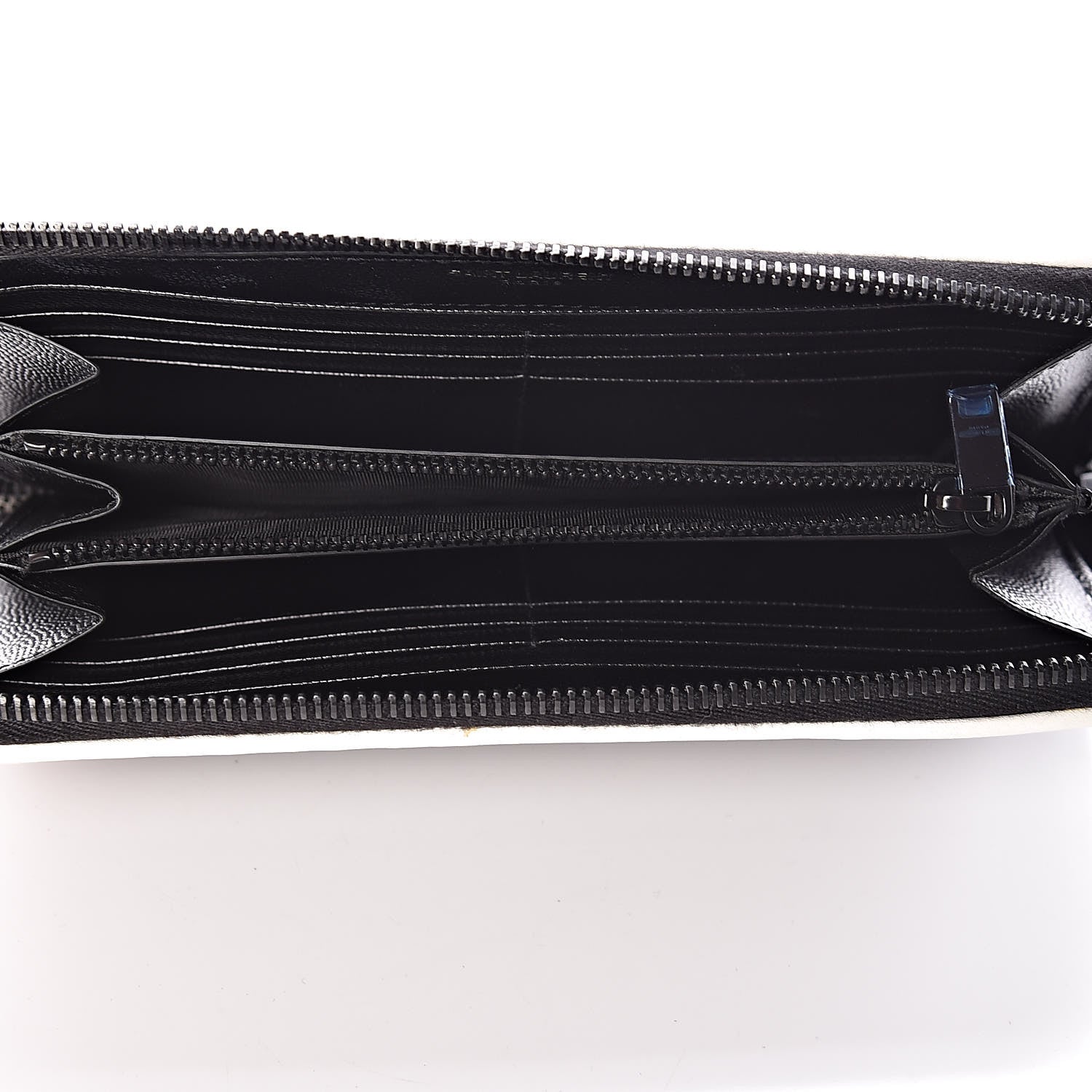 Saint Laurent Grain De Poudre Matelasse Chevron Monogram Zip Around Wallet Black Dove White 5 of 9