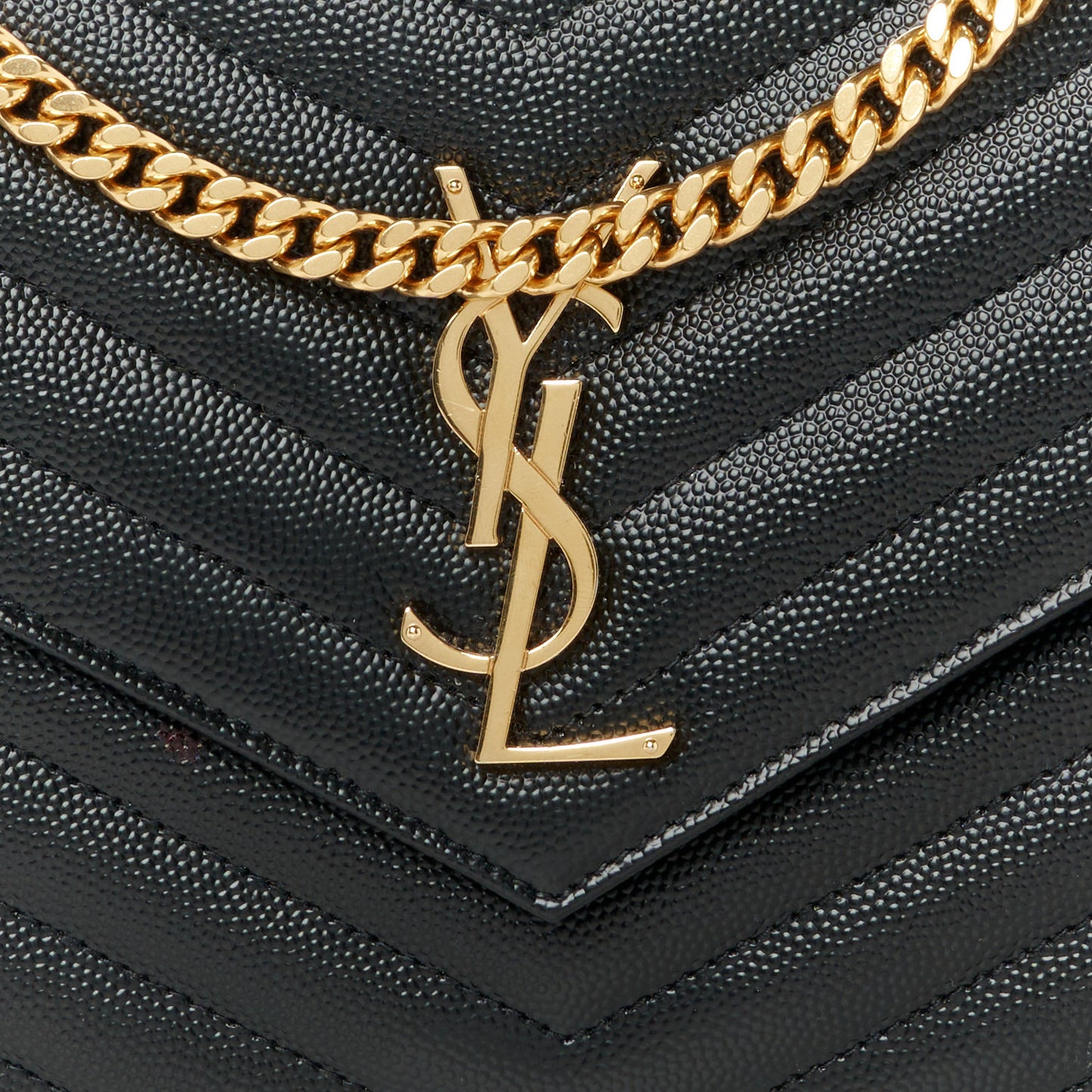 Grain De Poudre Matelasse Chevron Monogram Chain Wallet Black
