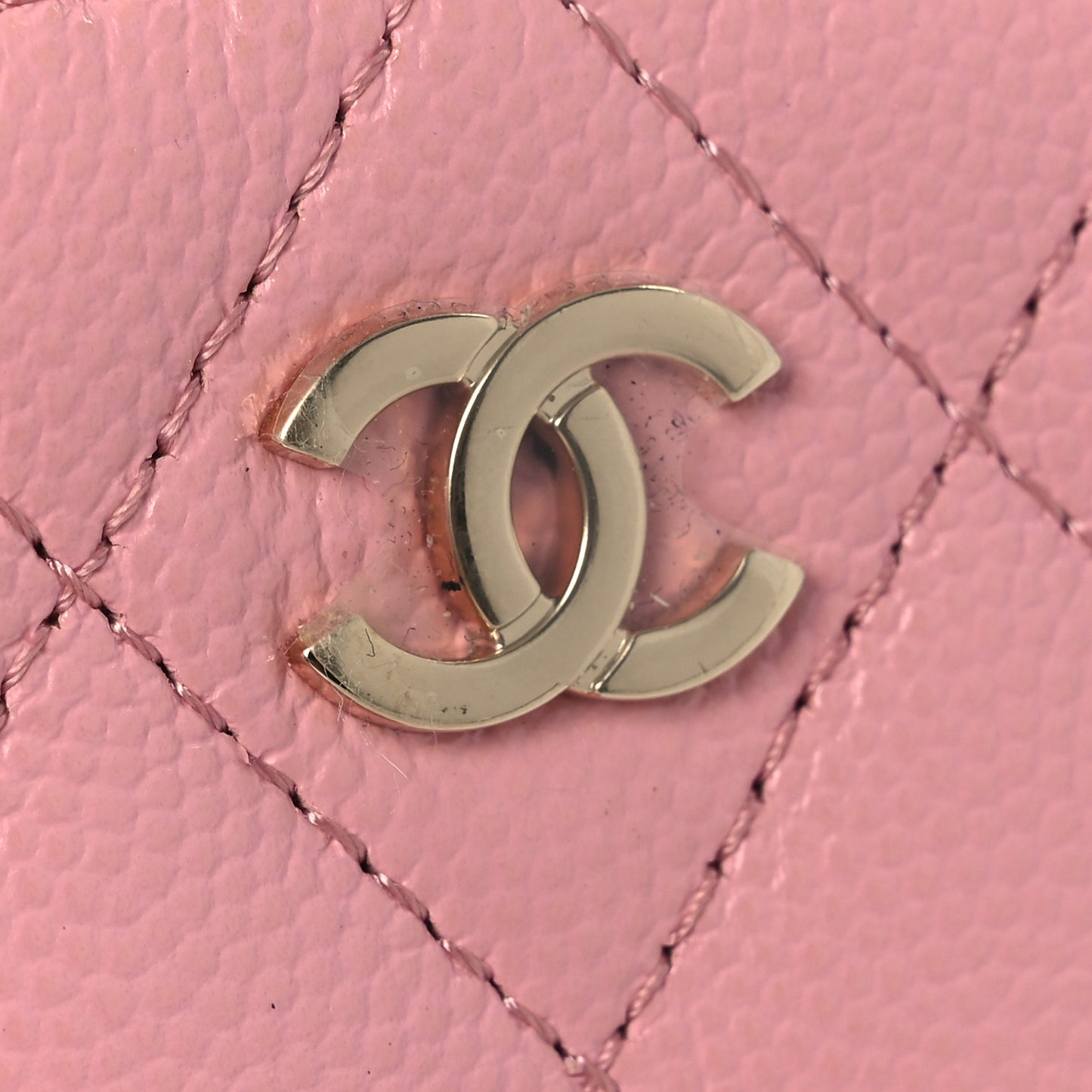Caviar Quilted Small Vertical Coco Beauty Vanity Case With Chain Light Pink