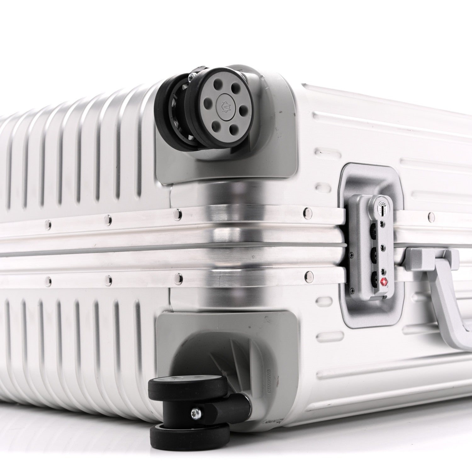Rimowa Aluminum Original Cabin Silver 8 of 13
