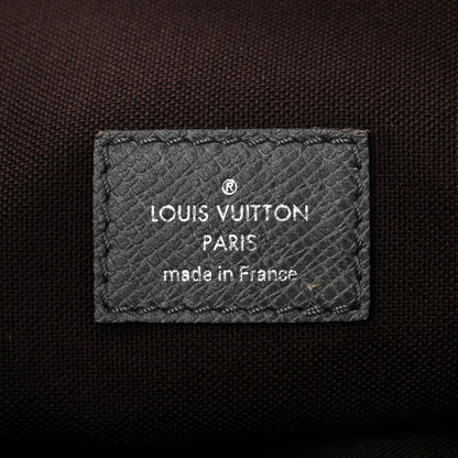 Louis Vuitton Taiga Sasha Messenger Glacier 6 of 14
