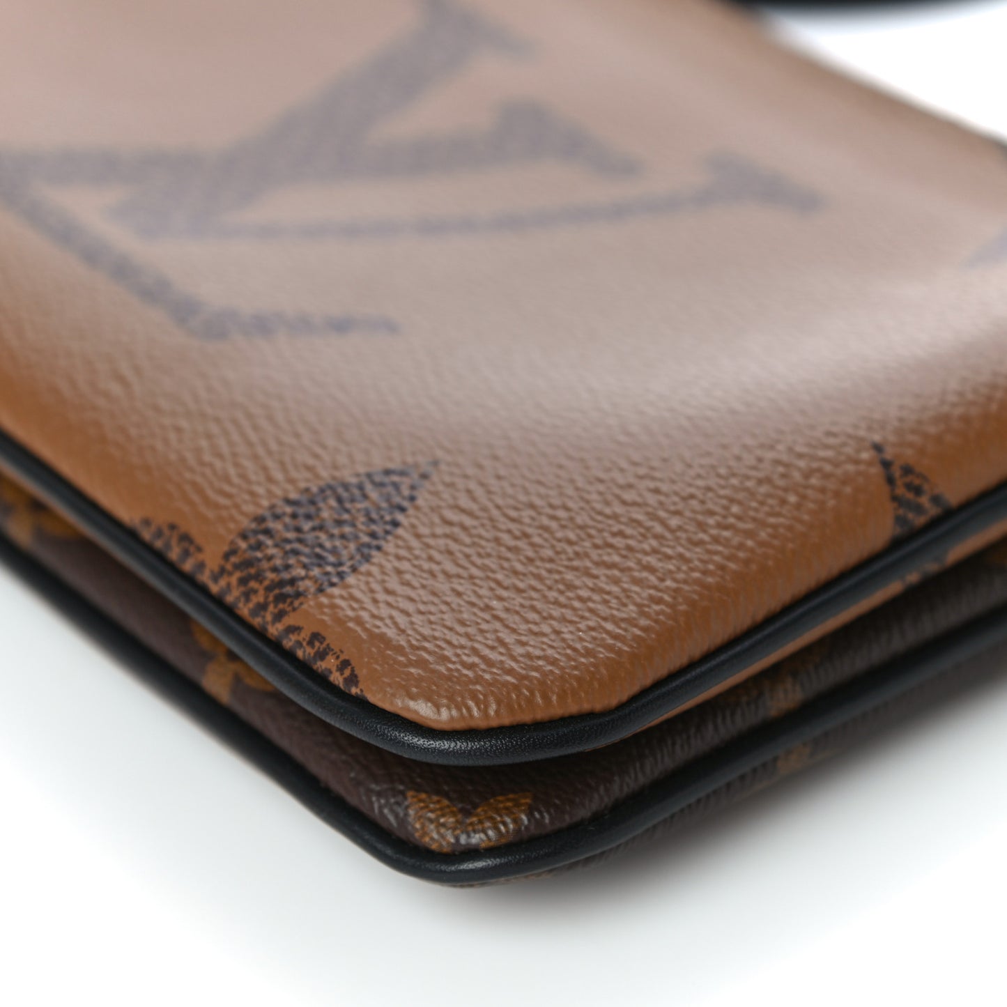 Reverse Monogram Giant Double Zip Pochette