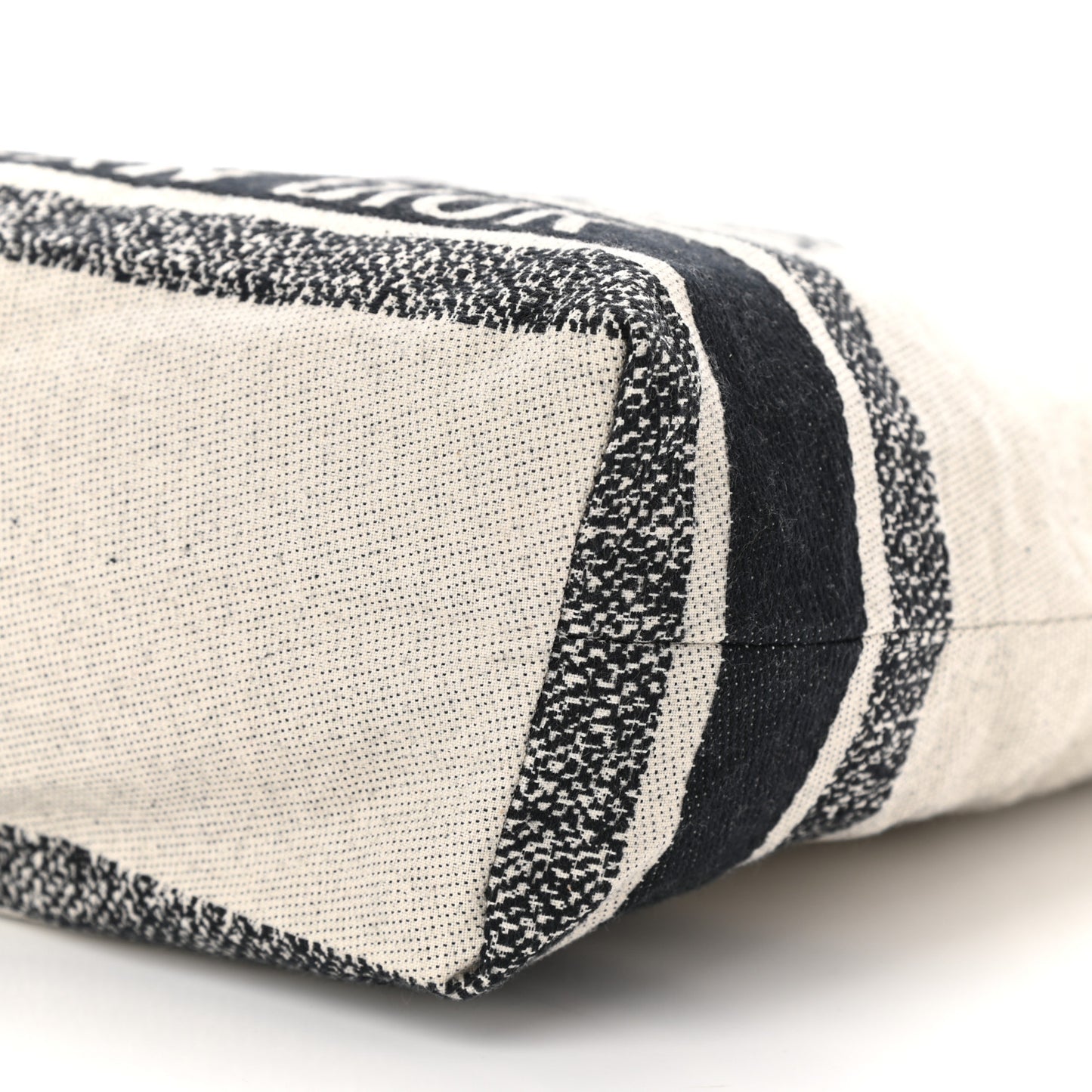 Canvas Print Cruise Tote Ivory Black