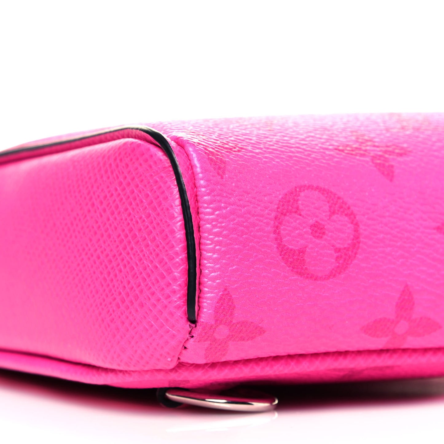 Taigarama Outdoor Slingbag Fuchsia