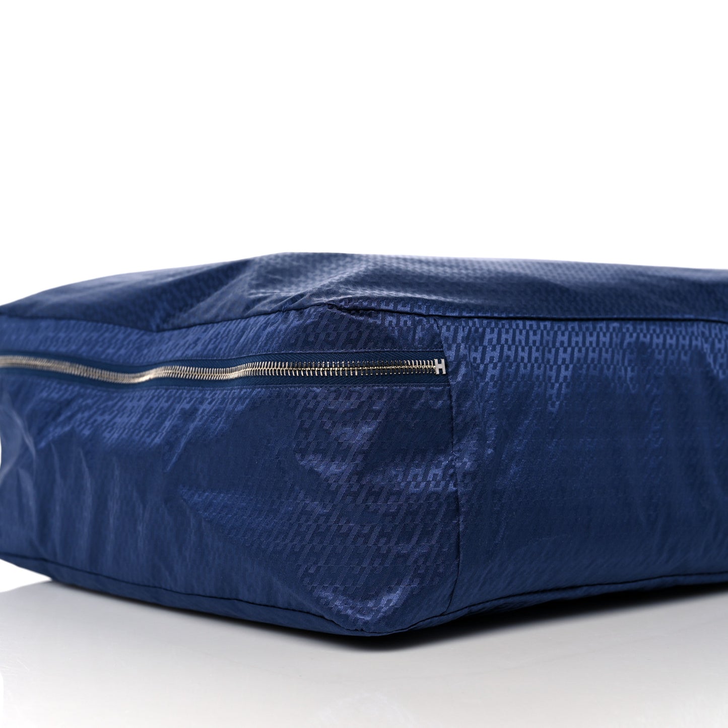 Technical Silk H en Bias Travelsilk Cube MM Bleu Saphir Fauve