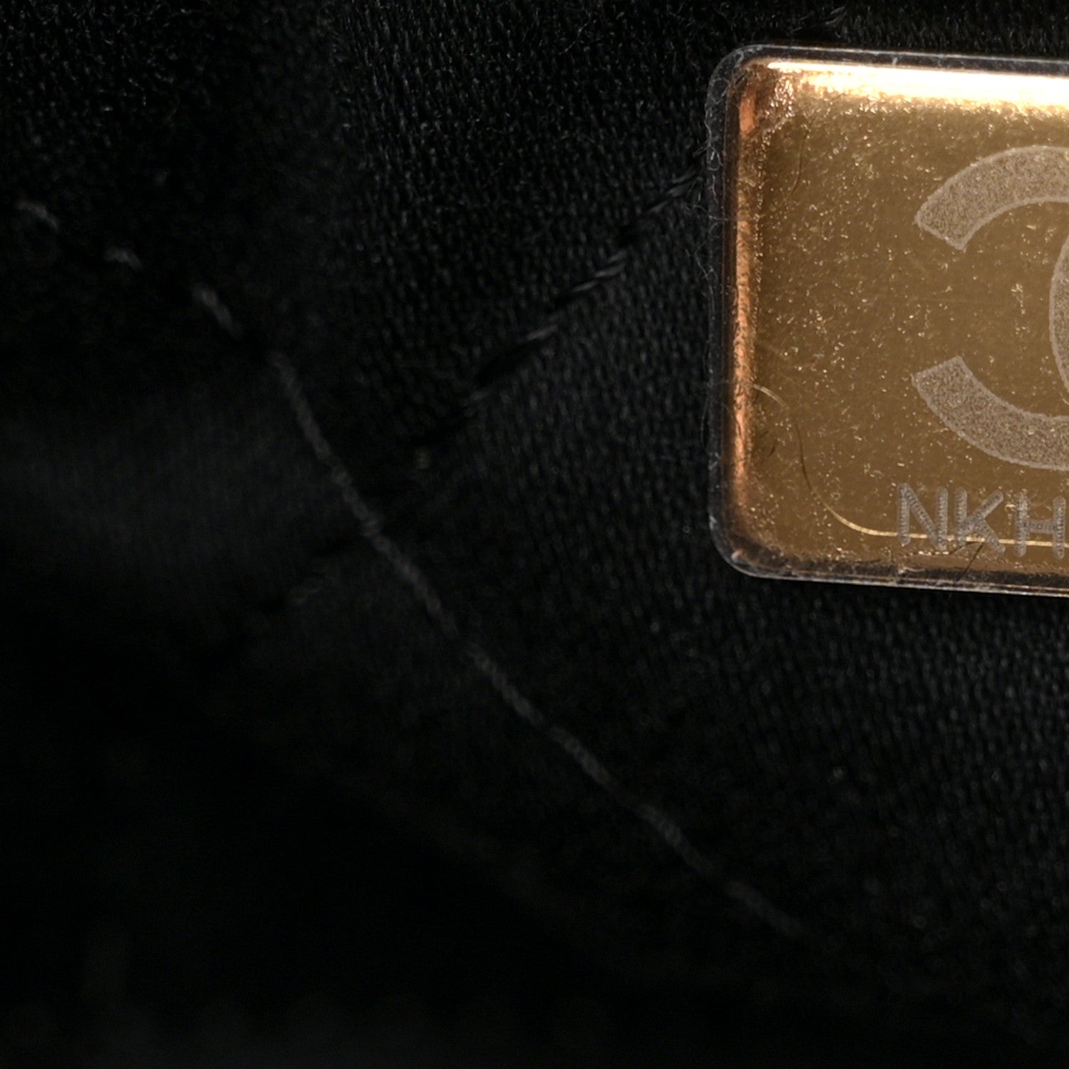 Chanel Shiny Caviar Quilted Monochrome Small Chanel 22 Black 8 of 11