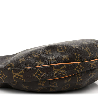 Louis Vuitton Monogram Croissant MM 9 of 10