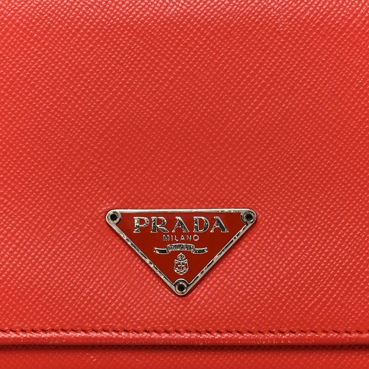 Saffiano Triangle Continental Flap Wallet Peonia