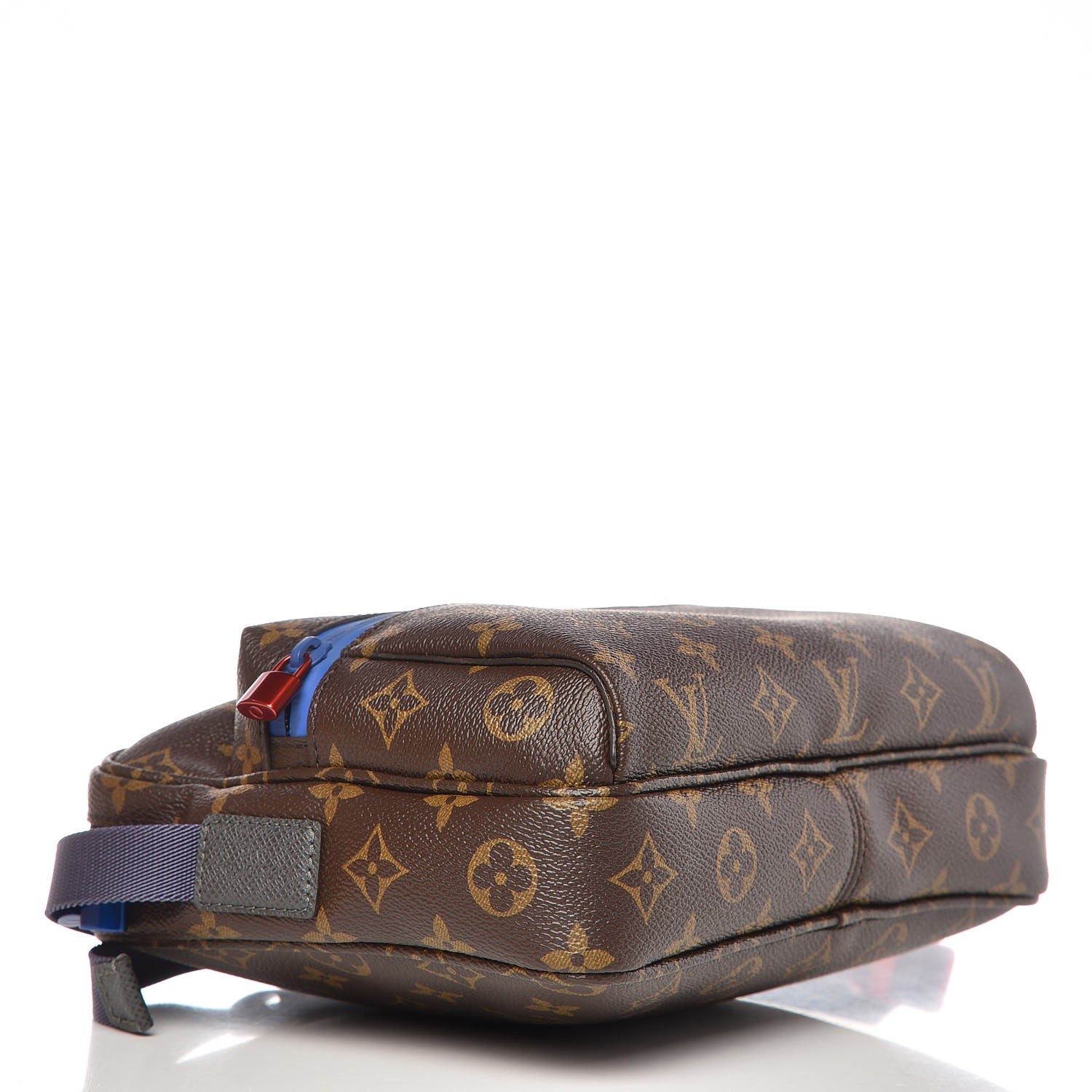 Louis Vuitton Monogram Outdoor Messenger PM 4 of 10