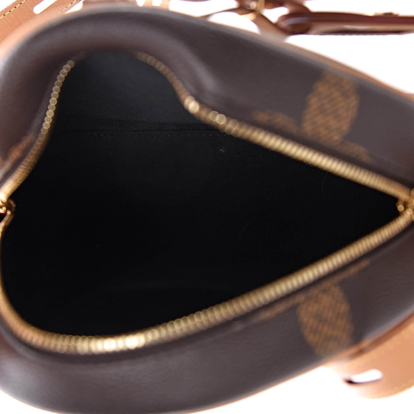 Reverse Monogram Giant Boite Chapeau Souple