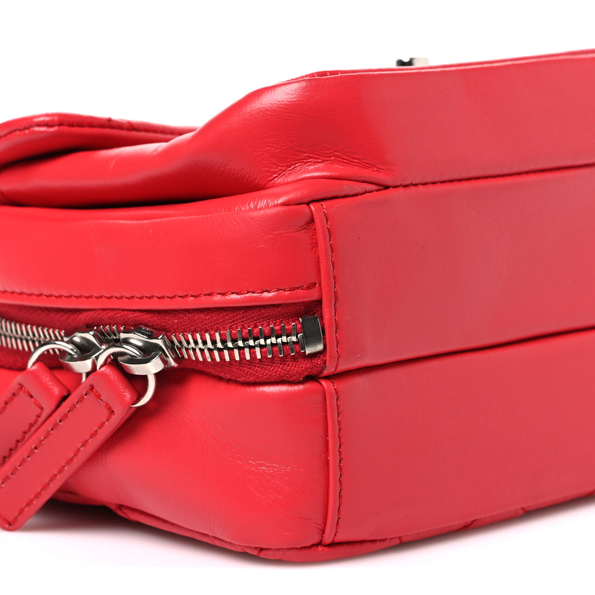 Chanel Aged Calfskin Quilted Express Zip Around Flap Red 9 of 10