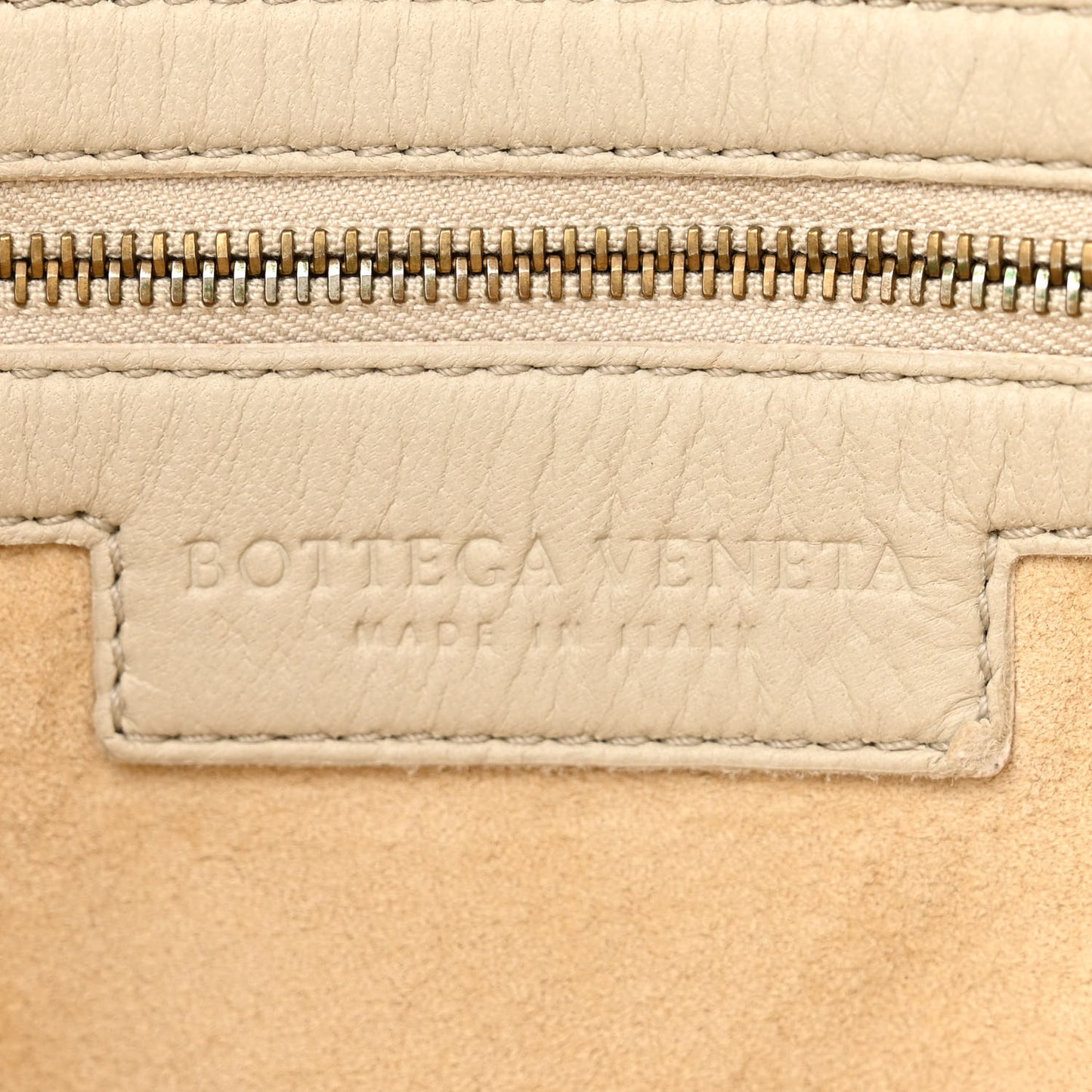 Nappa Intrecciato Large Veneta Hobo Marmo