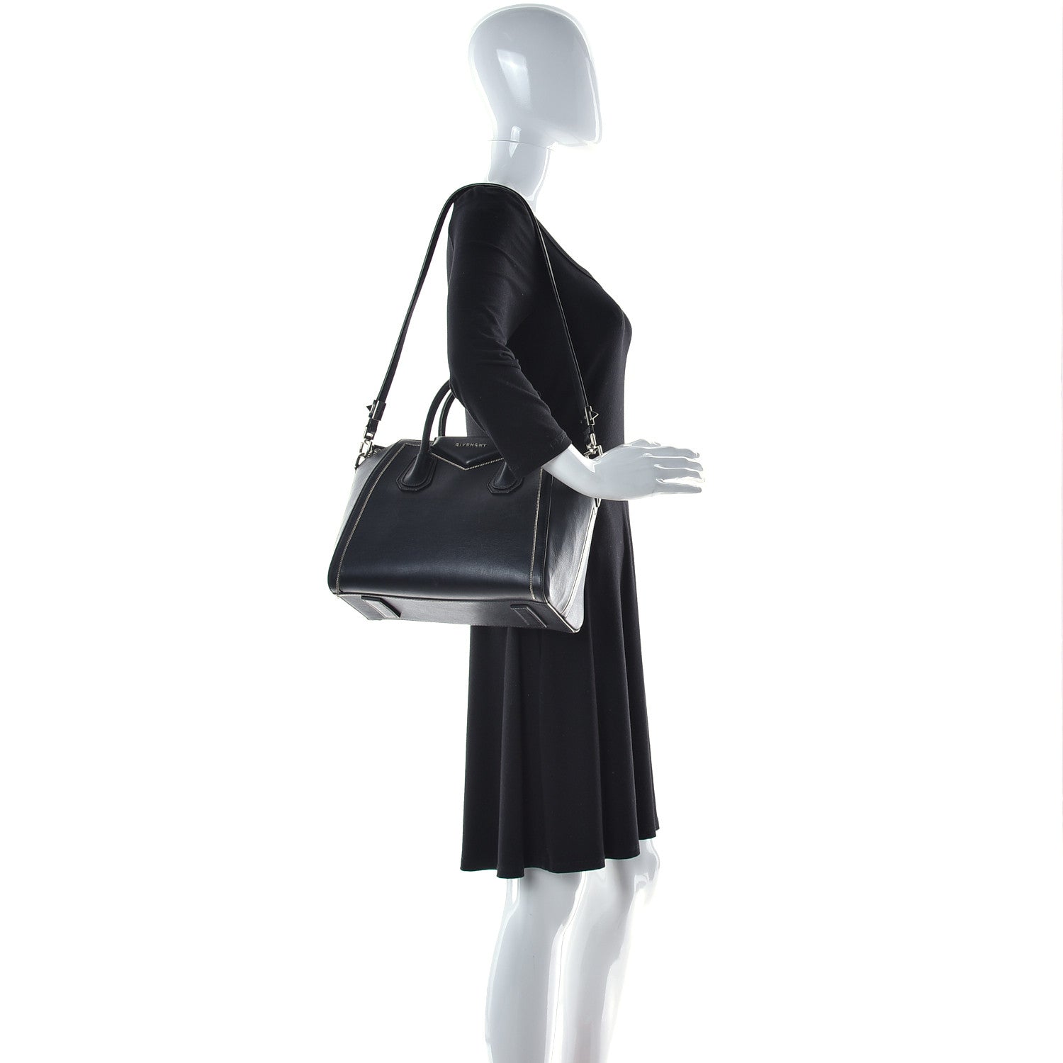 Givenchy Buffed Calfskin Small Chain Antigona Black 3 of 17