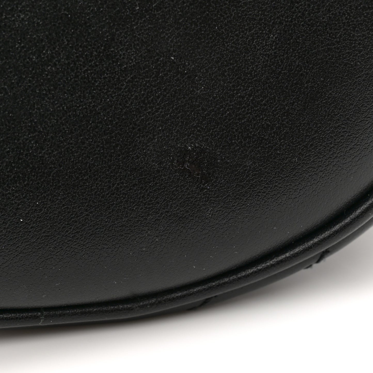 Calfskin Matelasse Mini GG Marmont 2.0 Bucket Bag Black