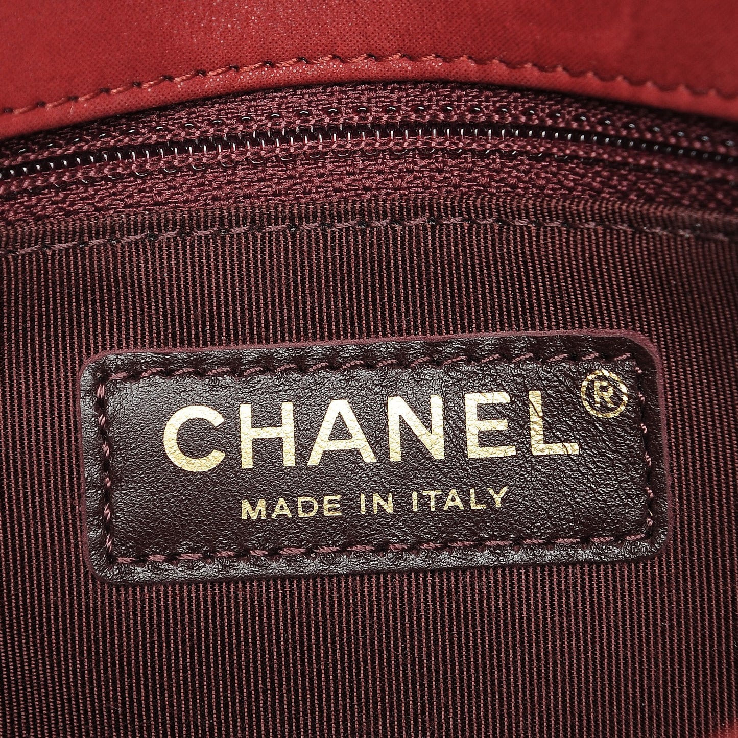 Metallic Calfskin Small Happy Stitch Flap Red