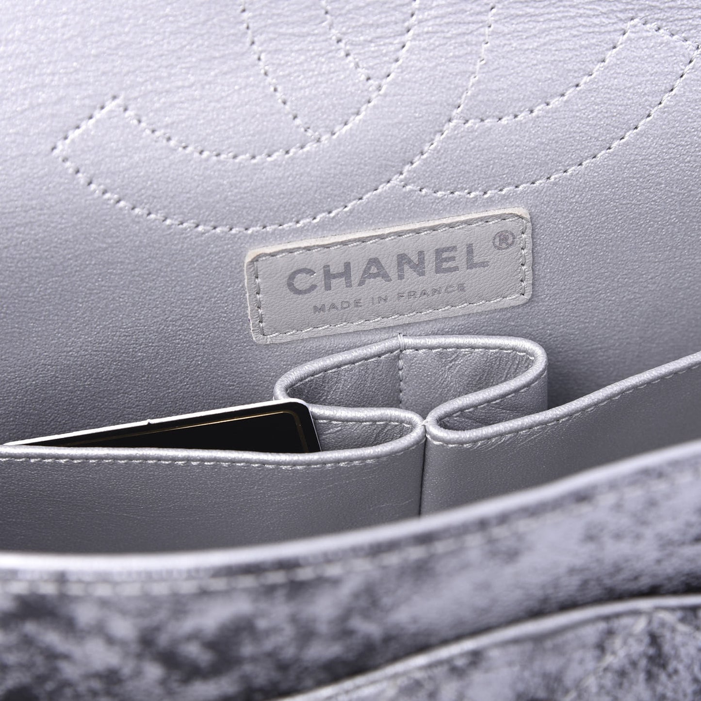 Metallic Caviar Quilted 2.55 Reissue 226 Flap Silver Black